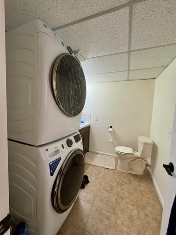 $425,000 | 103 Derryfield Court, Manchester, NH 03104