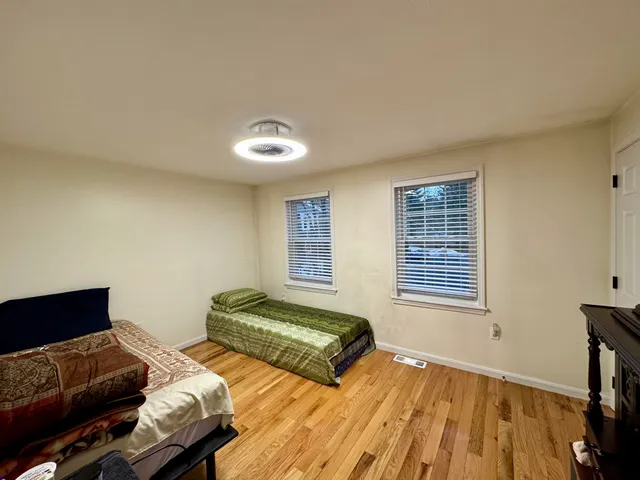 $425,000 | 103 Derryfield Court, Manchester, NH 03104