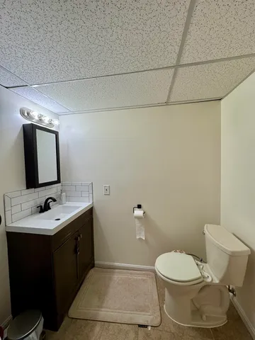 $415,000 | 103 Derryfield Court, Manchester, NH 03104