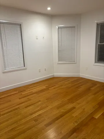 $3,400 | 409 Shirley Street, Unit 2, Winthrop, MA 02152