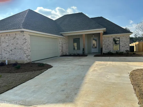 $402,000 | 225 Bronson Bend, Flowood, MS 39232