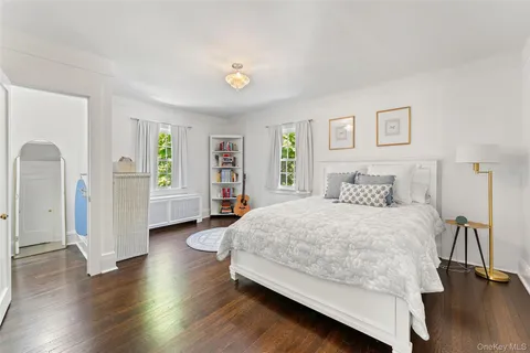 $1,345,000 | 301 Bronxville Road, Bronxville, NY 10708