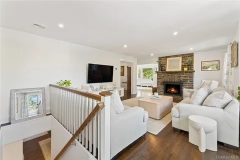 $1,345,000 | 301 Bronxville Road, Bronxville, NY 10708