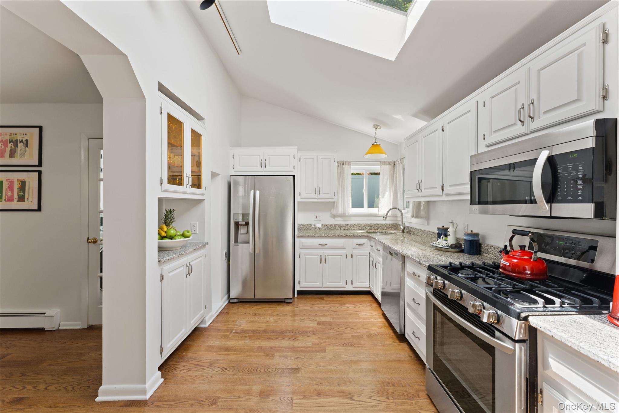 301 Bronxville Road Bronxville, NY 10708 - Photo 9 of 24