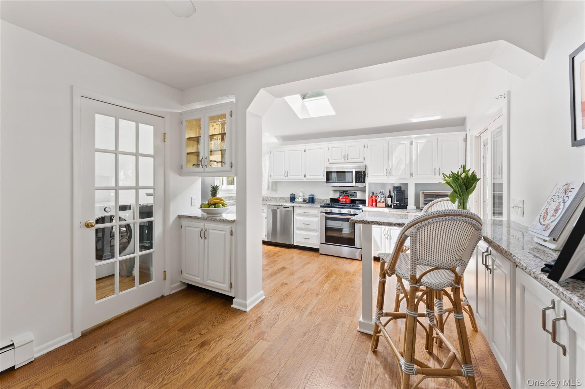 301 Bronxville Road Bronxville, NY 10708 - Photo 10 of 24