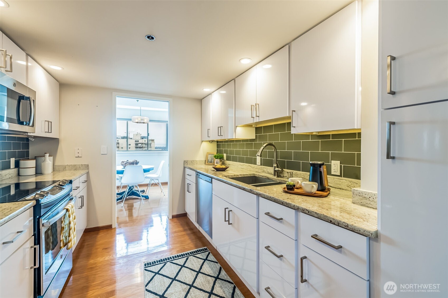 1120 Spring Street, Unit 1301 Seattle, WA 98104 - Photo 7 of 36