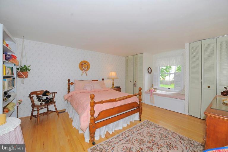 9613 Winands Road Randallstown, MD 21133 - Photo 5 of 13 Bedroom #1