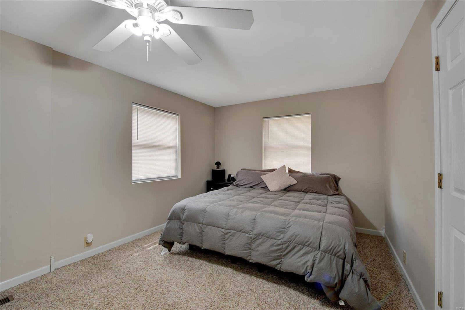 9711 Tesson Ferry Road St. Louis, MO 63123 - Photo 15 of 34