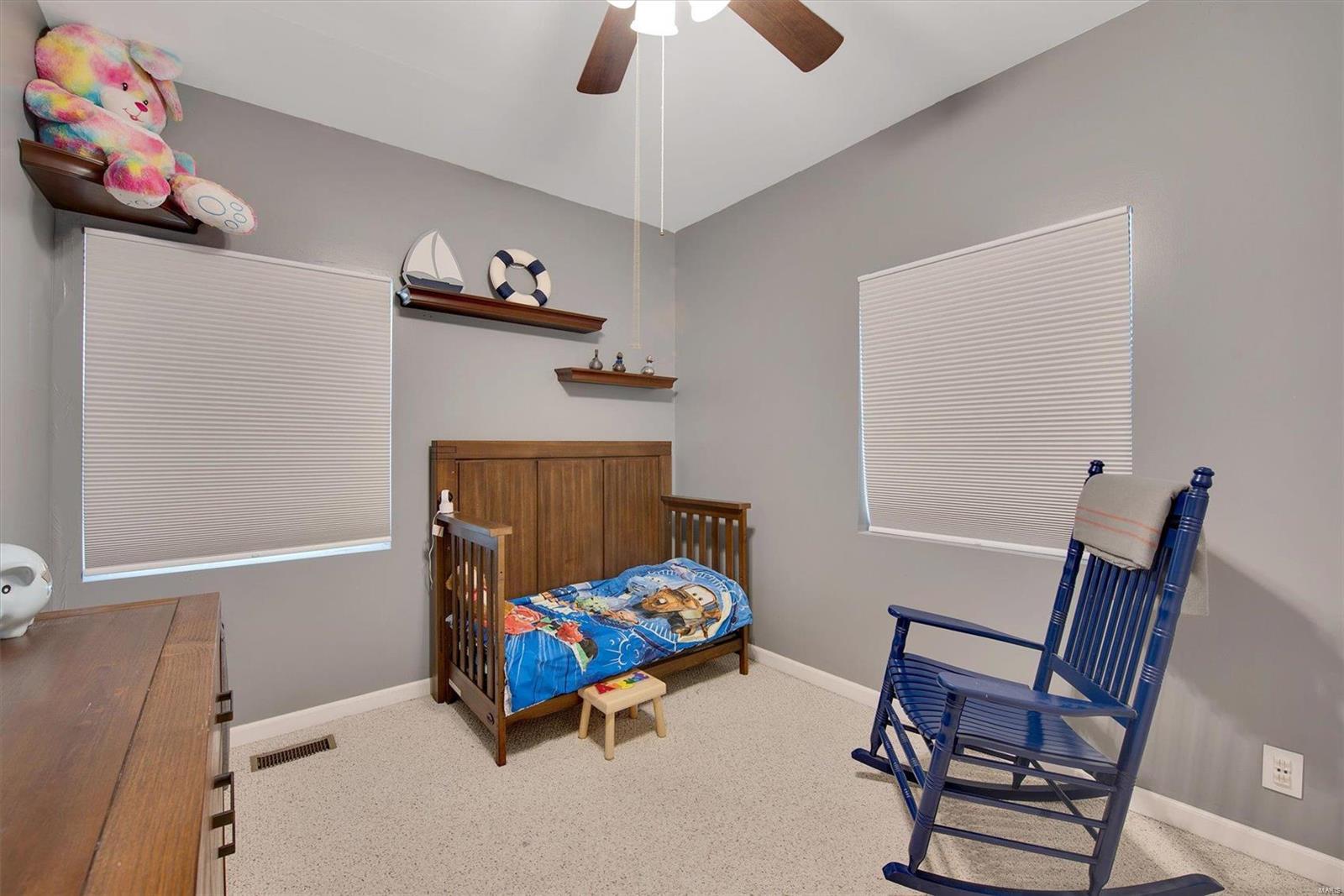 9711 Tesson Ferry Road St. Louis, MO 63123 - Photo 18 of 34