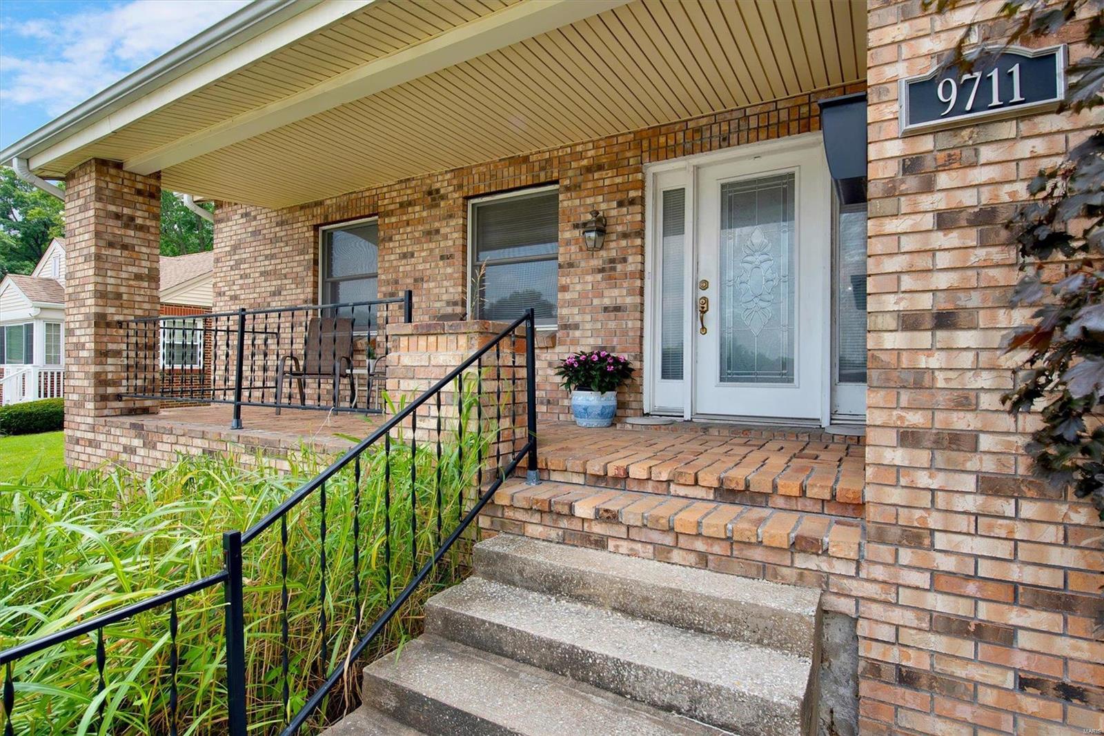 9711 Tesson Ferry Road St. Louis, MO 63123 - Photo 3 of 34