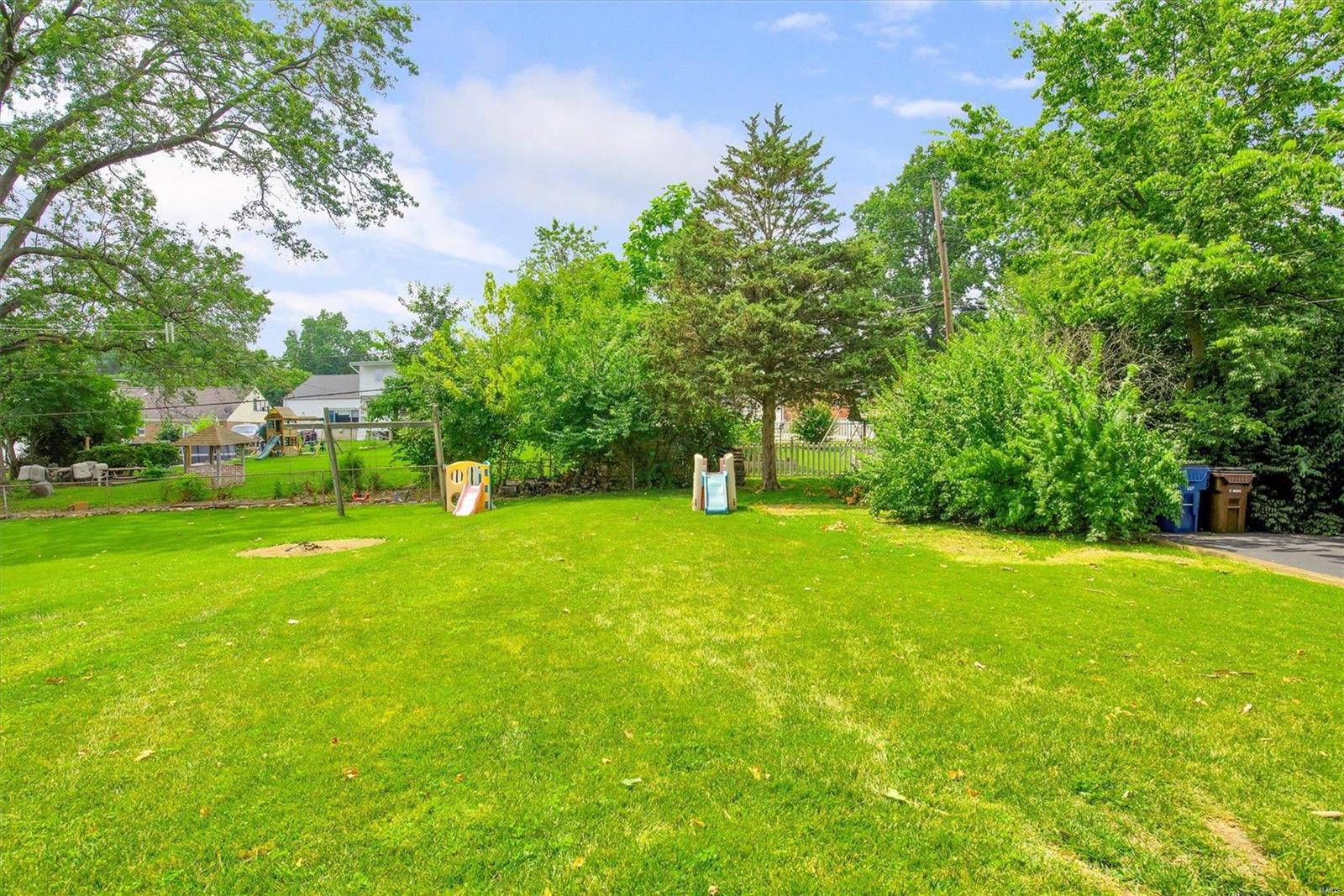 9711 Tesson Ferry Road St. Louis, MO 63123 - Photo 25 of 34