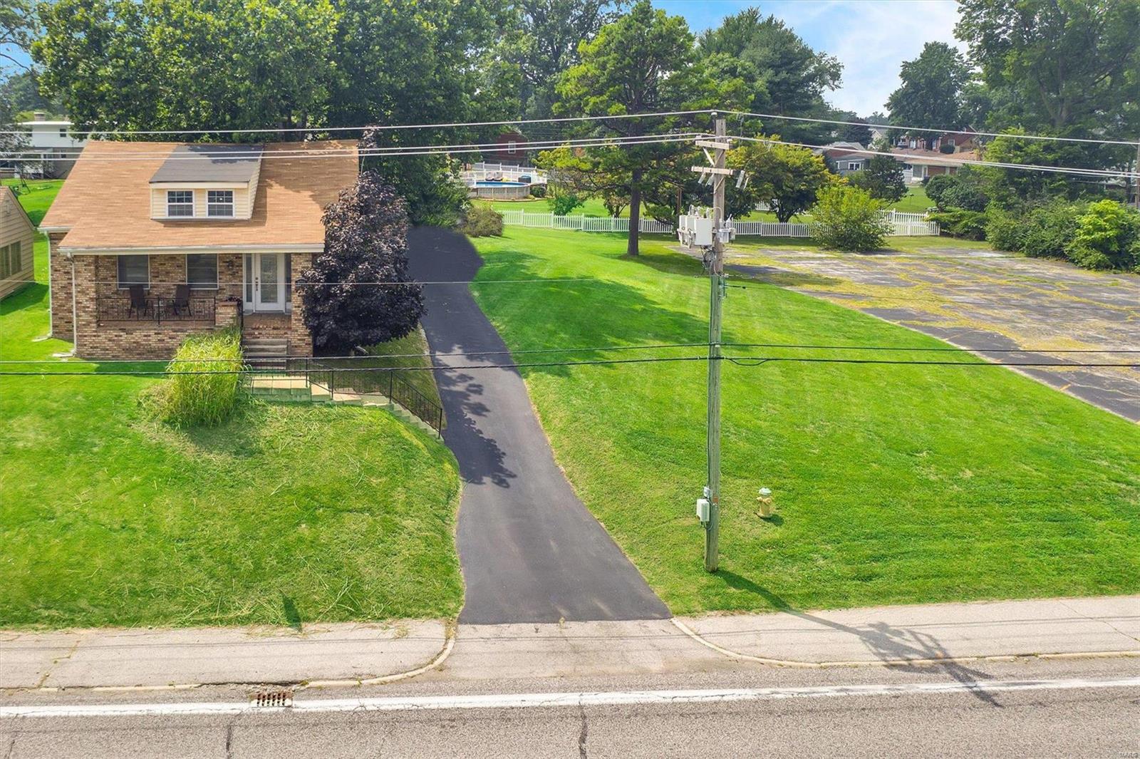 9711 Tesson Ferry Road St. Louis, MO 63123 - Photo 33 of 34