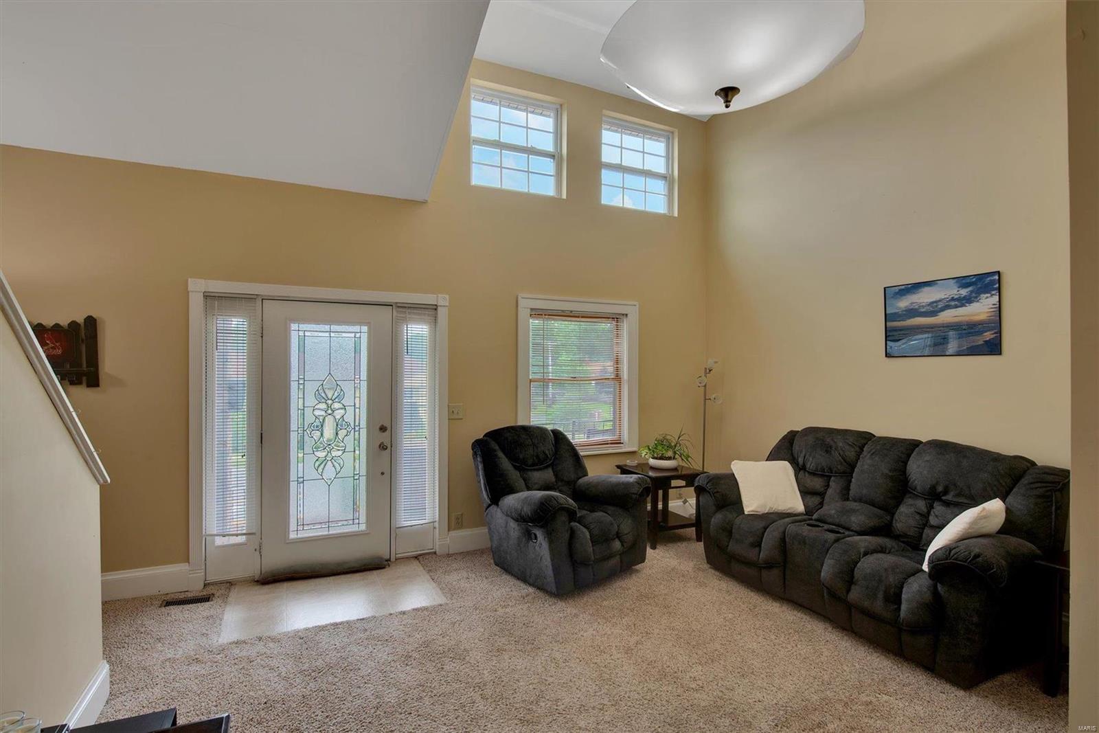 9711 Tesson Ferry Road St. Louis, MO 63123 - Photo 8 of 34