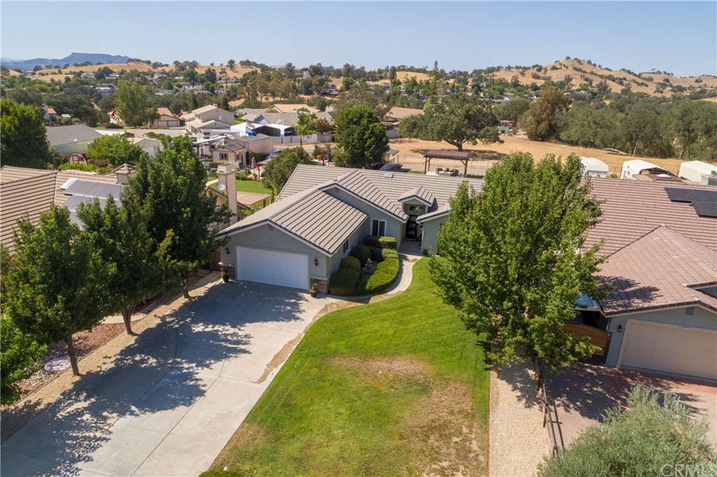 1833 Southfork Place Paso Robles, CA 93446 - Photo 30 of 35 an aerial view of a house