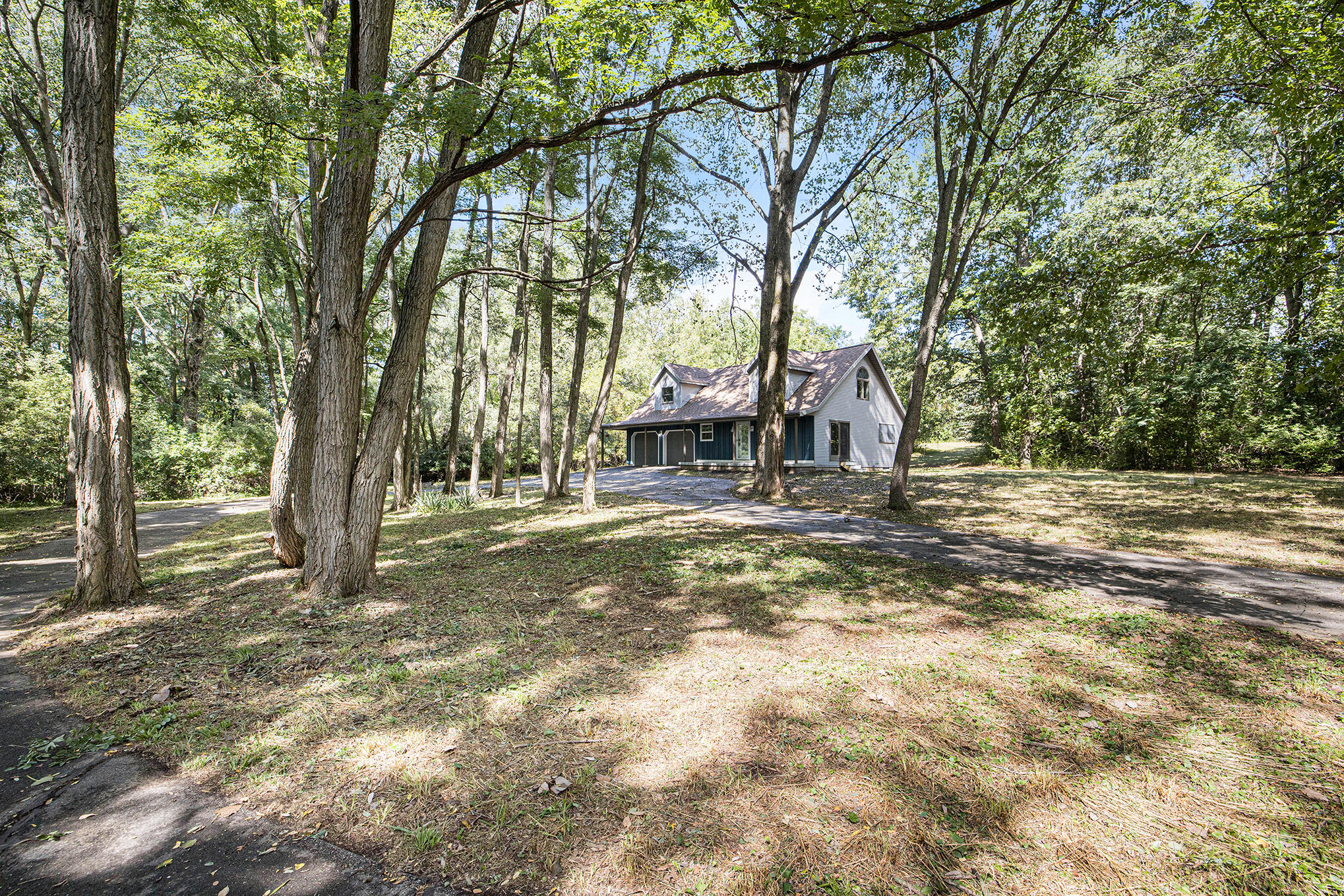 10150 Wesch Road Brooklyn, MI 49230 - Photo 2 of 17 IMG_9734