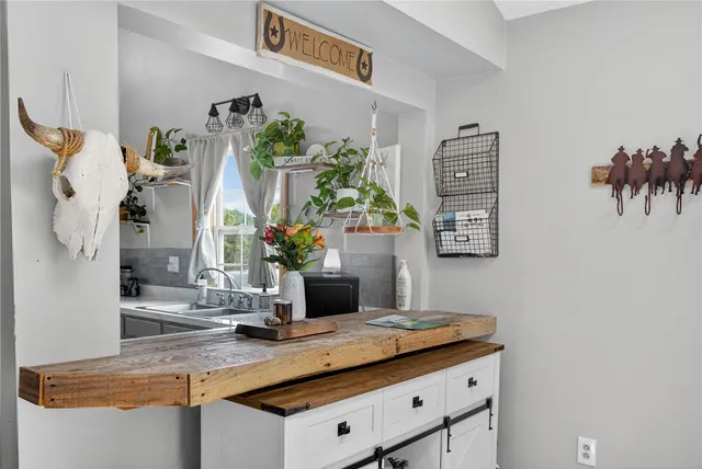 $458,000 | 16458 Hinds Road, Clarendon, NY 14470