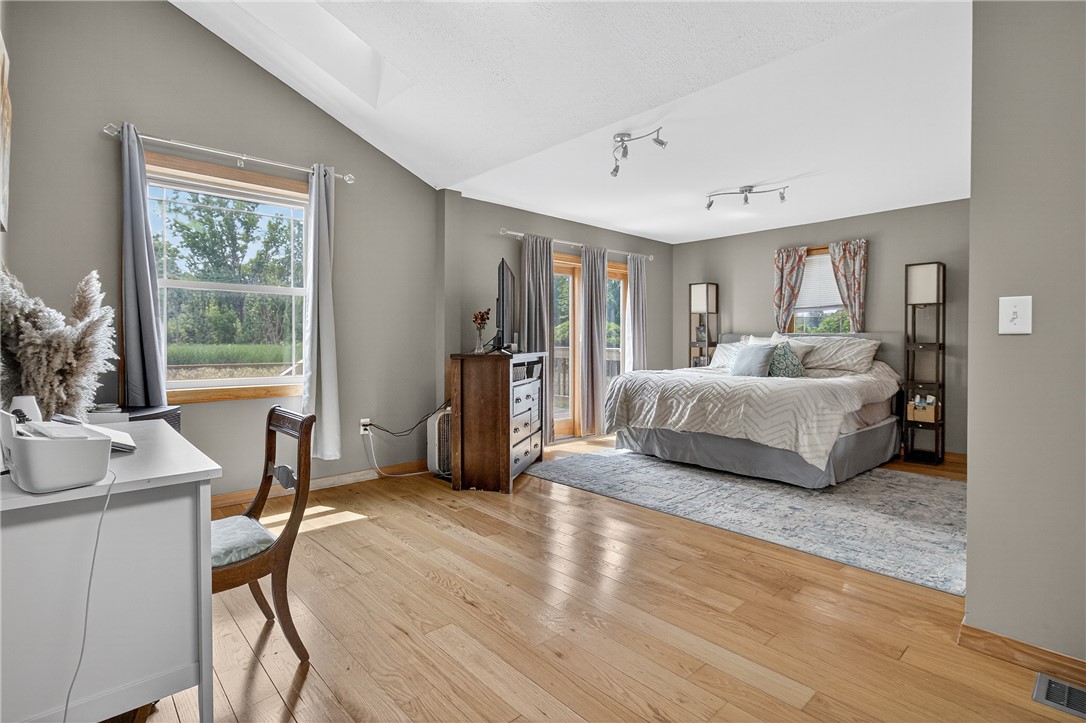 16458 Hinds Road Clarendon, NY 14470 - Photo 18 of 49 Gorgeous primary suite