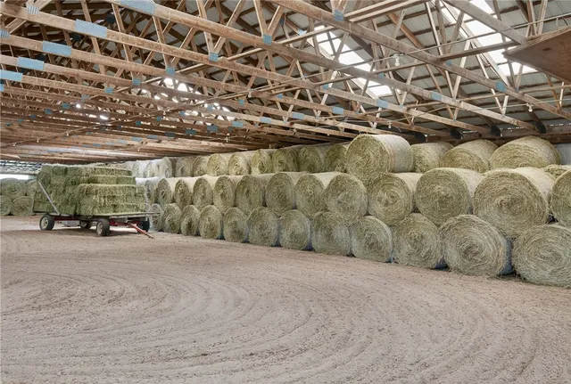 $458,000 | 16458 Hinds Road, Clarendon, NY 14470