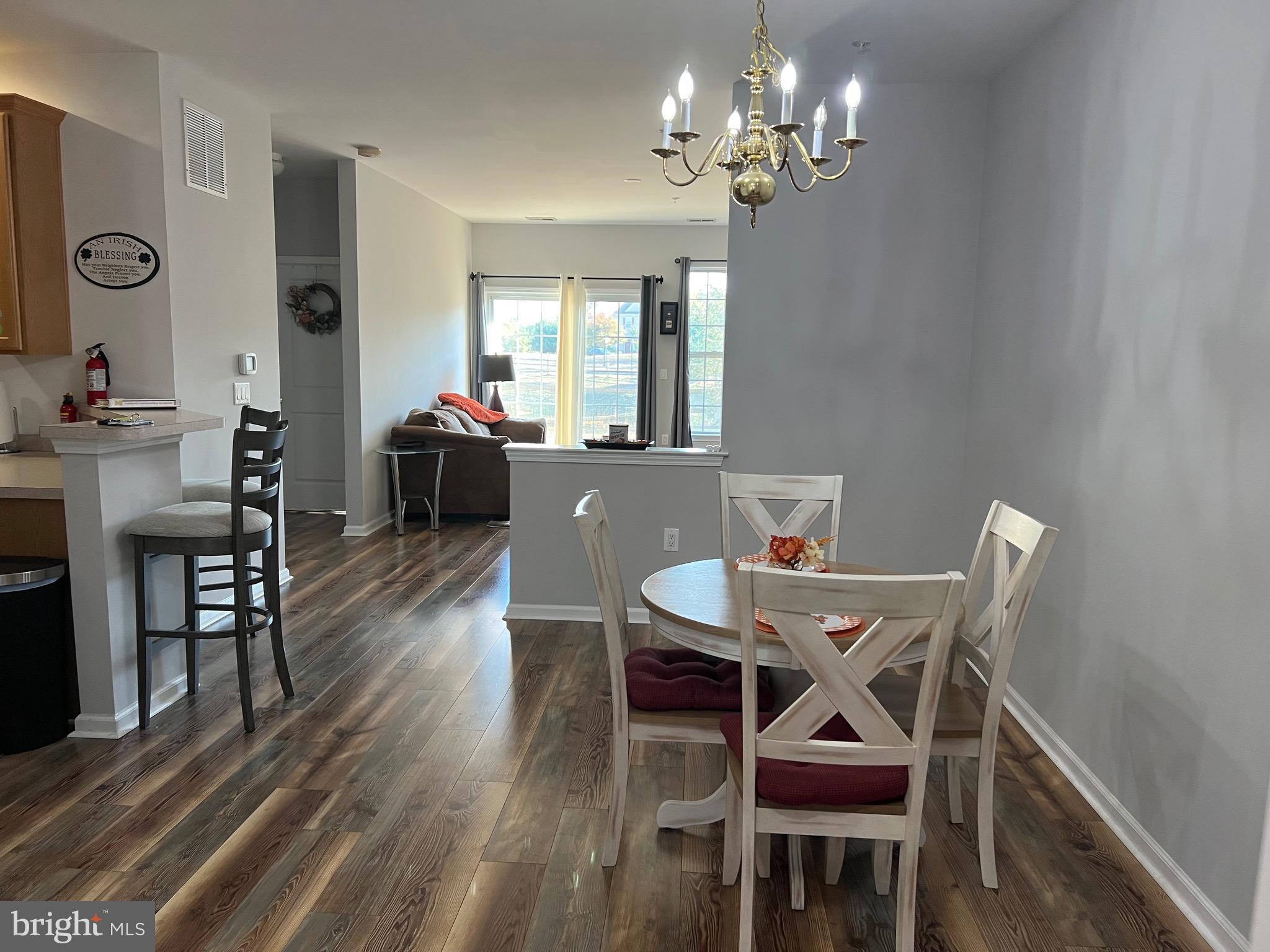 311 Raphael Court Williamstown, NJ 08094 - Photo 8 of 25 Gallery Image 8