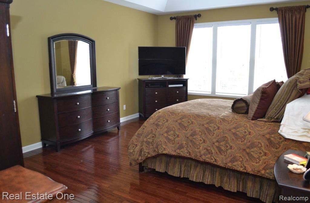 5719 Stonehaven Boulevard Rochester, MI 48306 - Photo 23 of 38 073.jpg