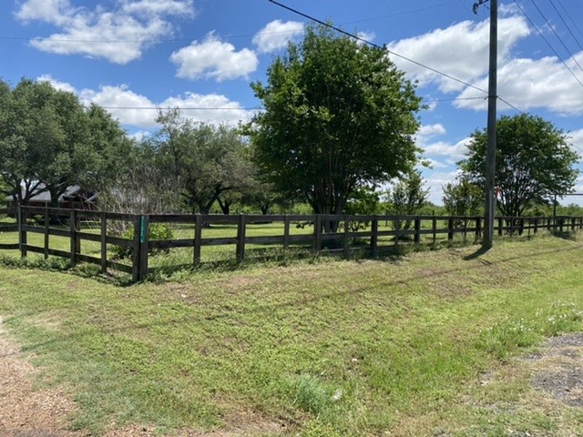 17330 Penick Road Waller, TX 77484 - Photo 3 of 10 a view of backyard with green space