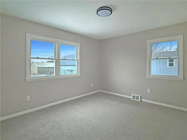 $194,000 | 504 West 29th Street, Higginsville, MO 64037