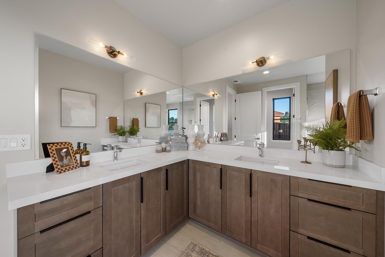 1700 Ridgeview Circle Auburn, CA 95603 - Photo 15 of 39 a bathroom with a sink double vanity granite and a mirror