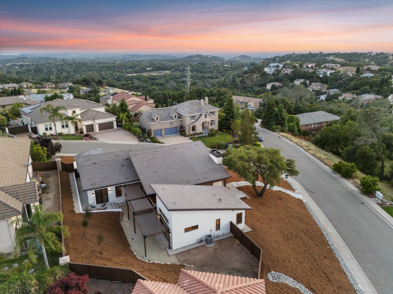 1700 Ridgeview Circle Auburn, CA 95603 - Photo 37 of 39 an aerial view of a house with a mountain view