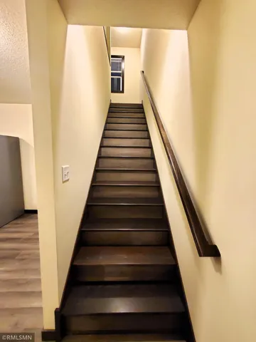 $1,700 | 301 South Wasson Lane, Unit B, River Falls, WI 54022