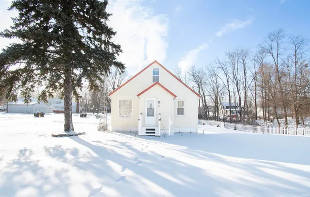 $199,900 | 314 East Michigan Street, Lagrange, IN 46761