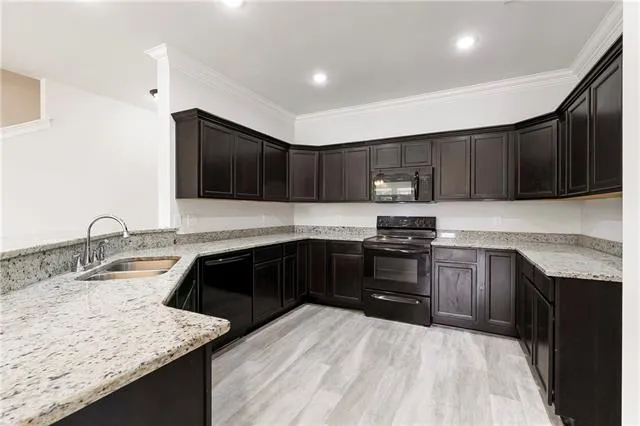 $2,200 | 203 Snowy Egret Court, Madisonville, LA 70447