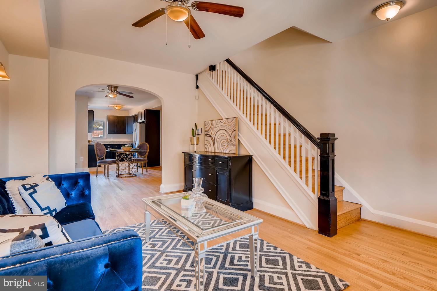 3802 Woodridge Road Baltimore, MD 21229 - Photo 2 of 24 Gallery Image 2