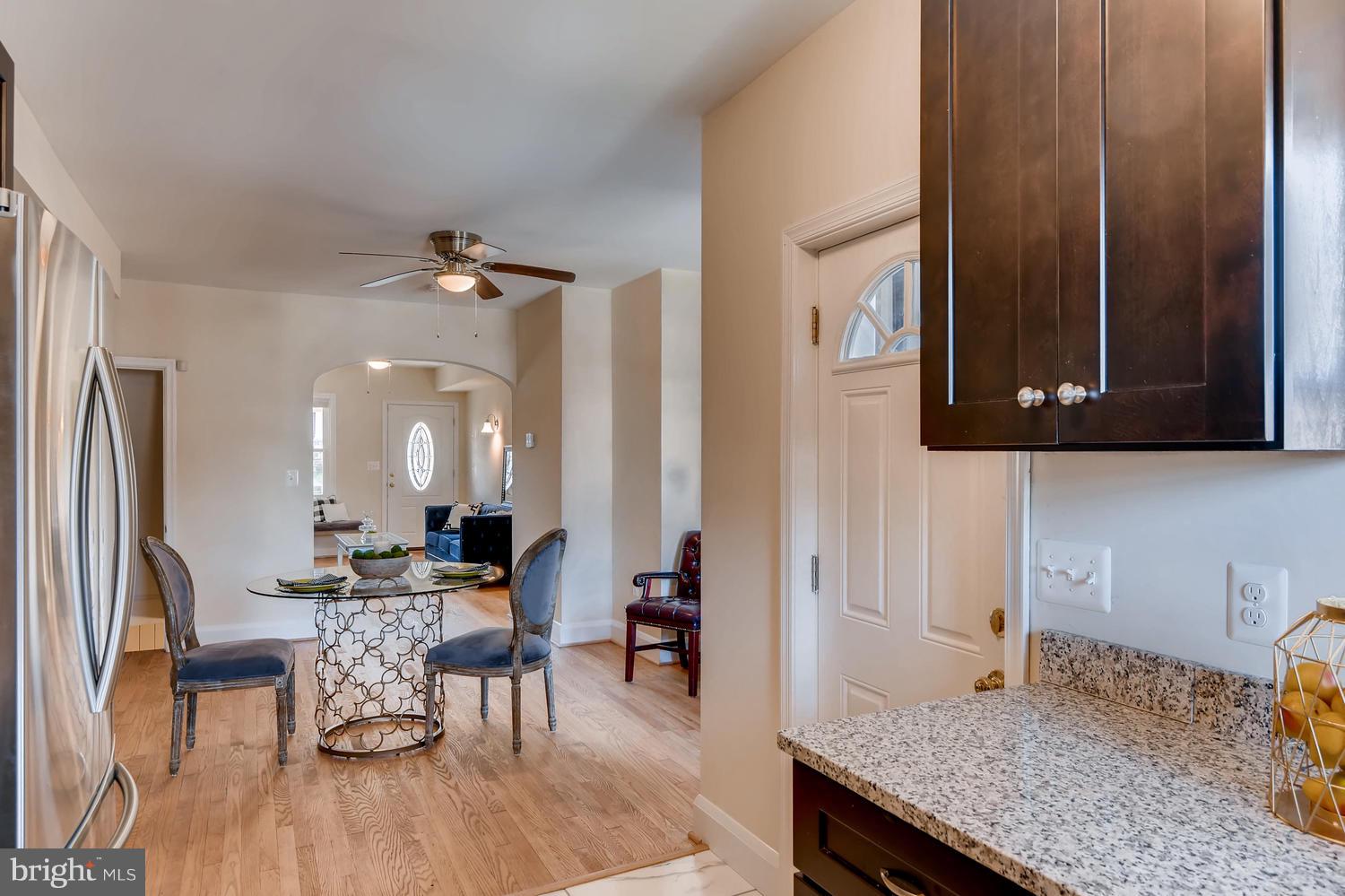 3802 Woodridge Road Baltimore, MD 21229 - Photo 13 of 24 Gallery Image 13