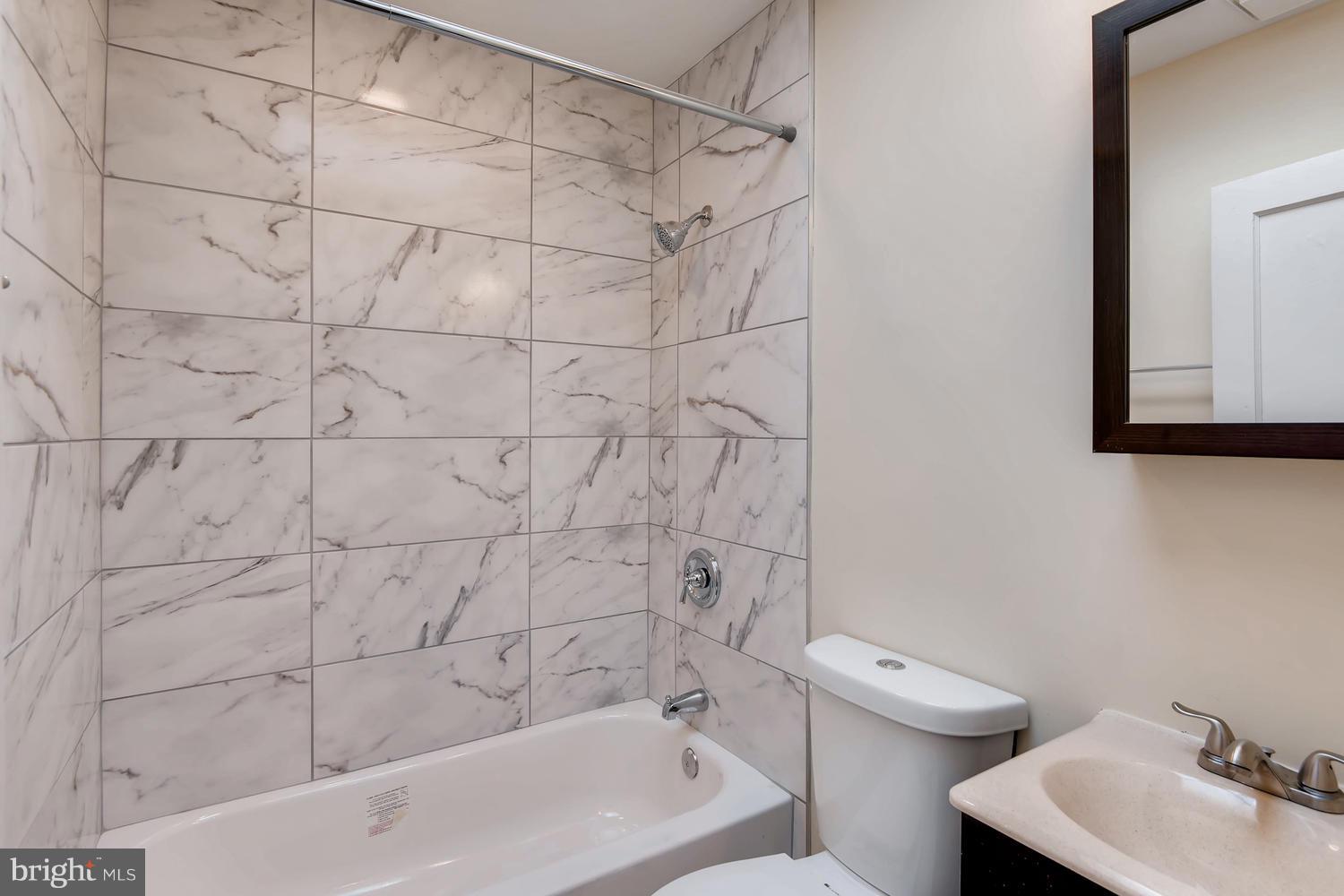 3802 Woodridge Road Baltimore, MD 21229 - Photo 17 of 24 Gallery Image 17