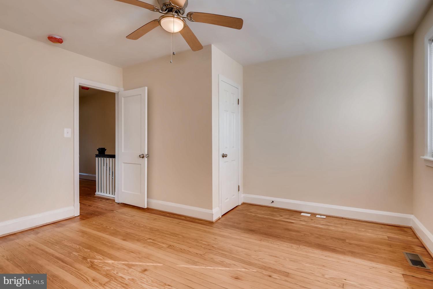 3802 Woodridge Road Baltimore, MD 21229 - Photo 19 of 24 Gallery Image 19