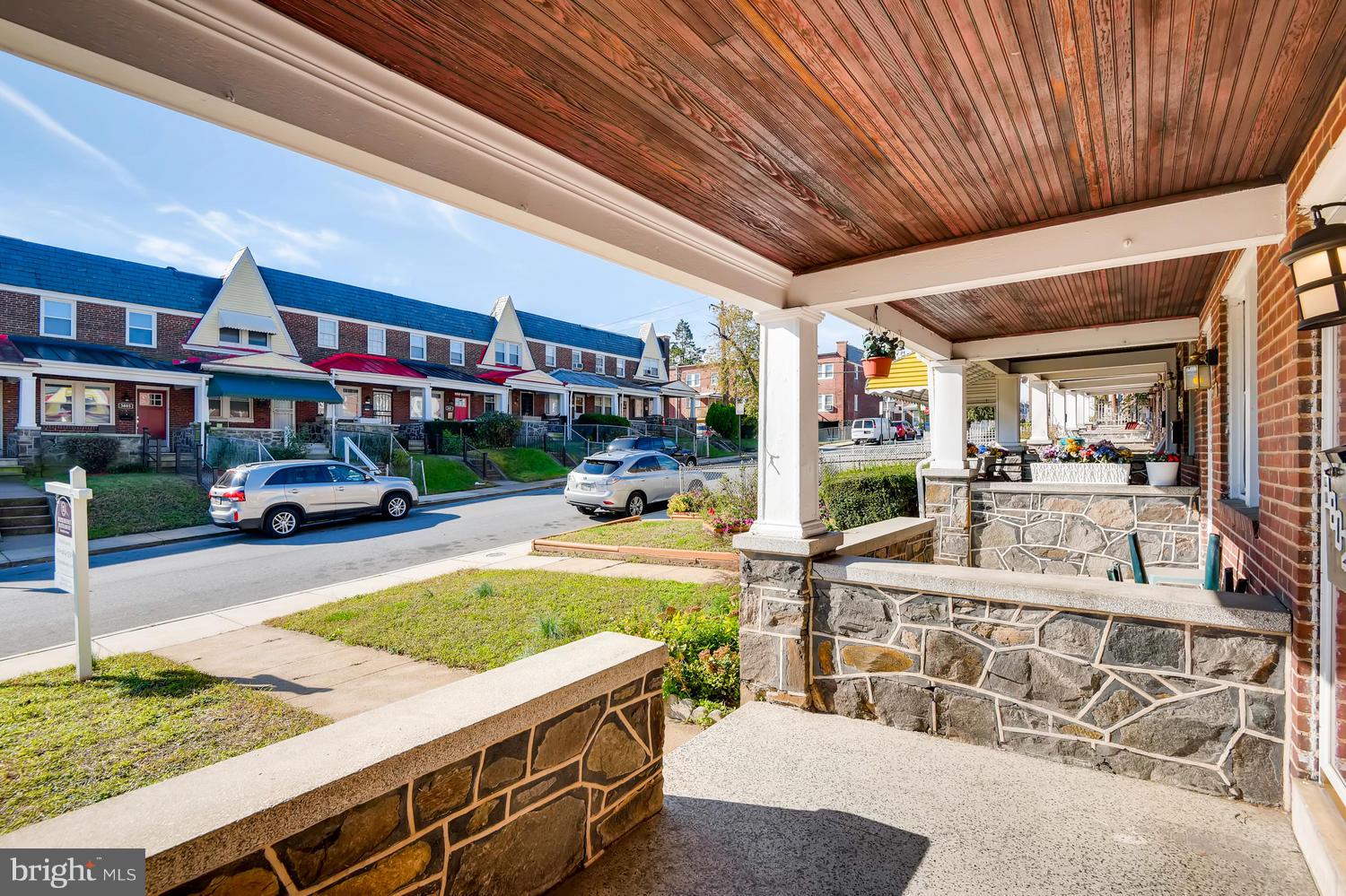 3802 Woodridge Road Baltimore, MD 21229 - Photo 5 of 24 Gallery Image 5