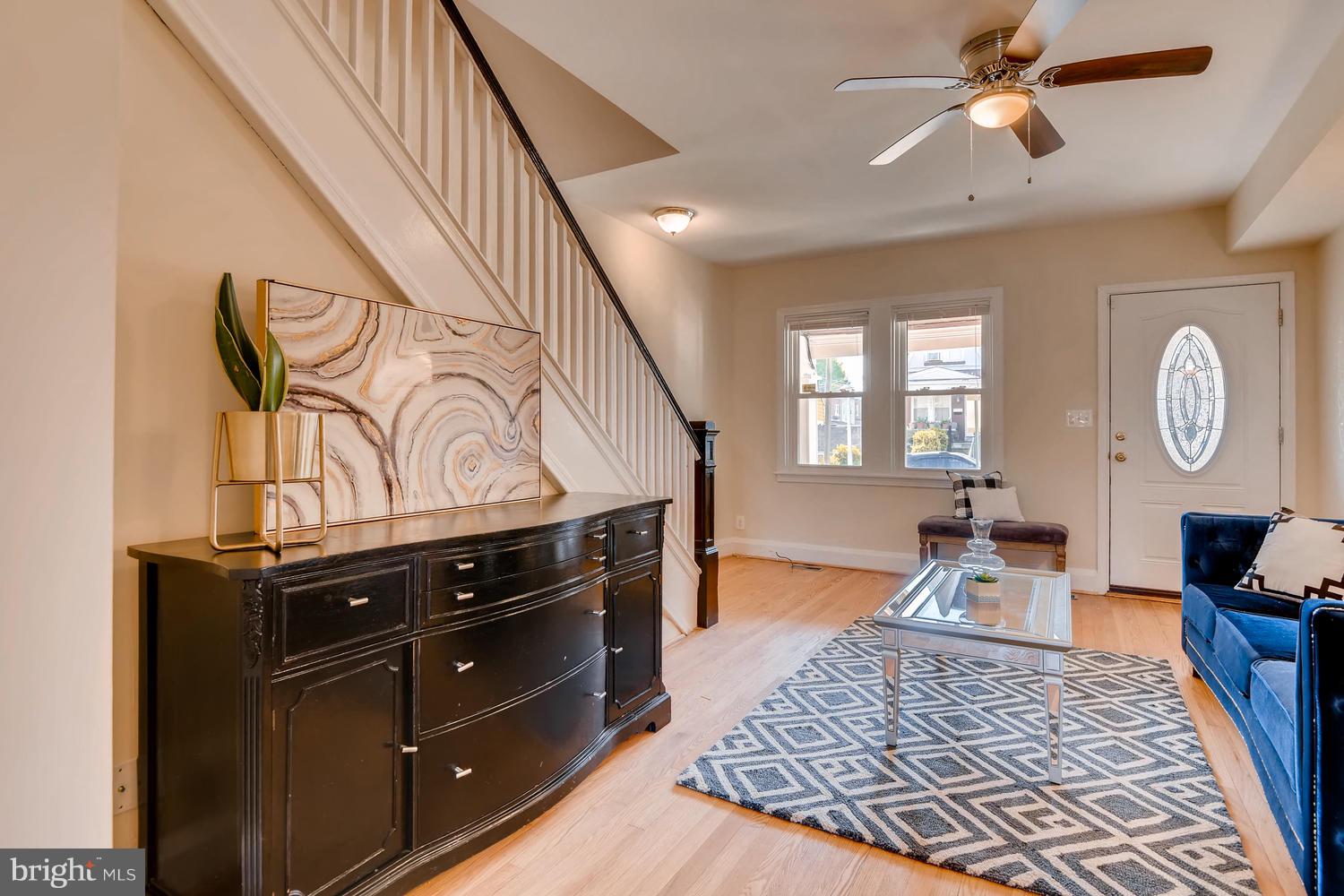 3802 Woodridge Road Baltimore, MD 21229 - Photo 8 of 24 Gallery Image 8