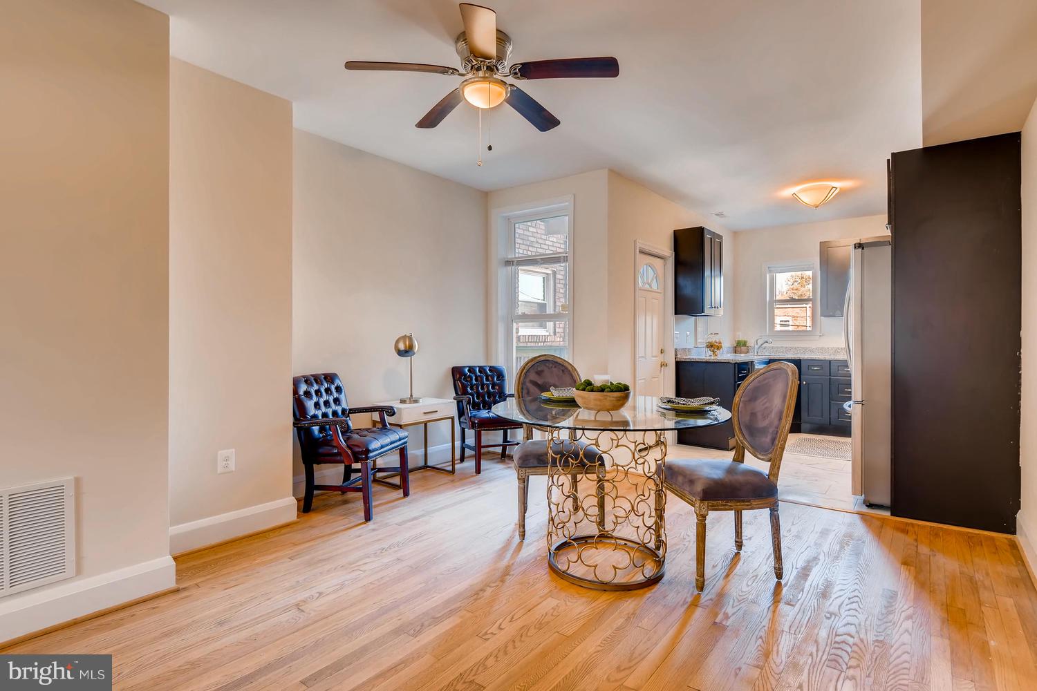 3802 Woodridge Road Baltimore, MD 21229 - Photo 9 of 24 Gallery Image 9