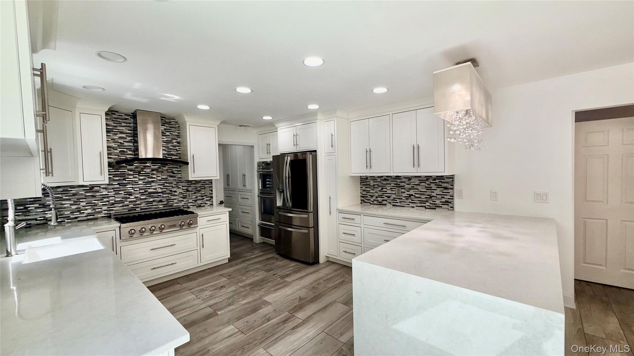 44 Warner Road Huntington, NY 11743 - Photo 13 of 37