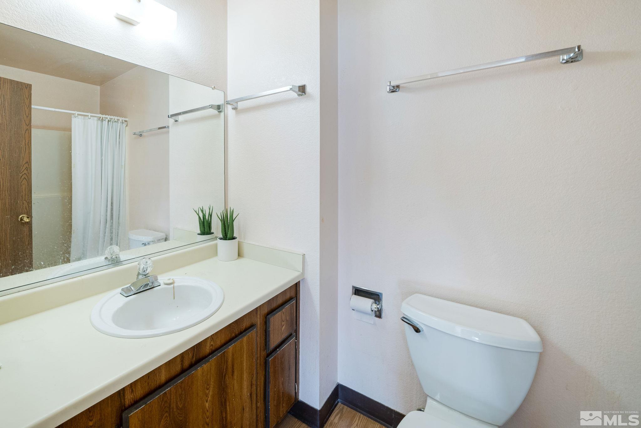 4753 Reggie Road Reno, NV 89502 - Photo 10 of 26 Photo 10