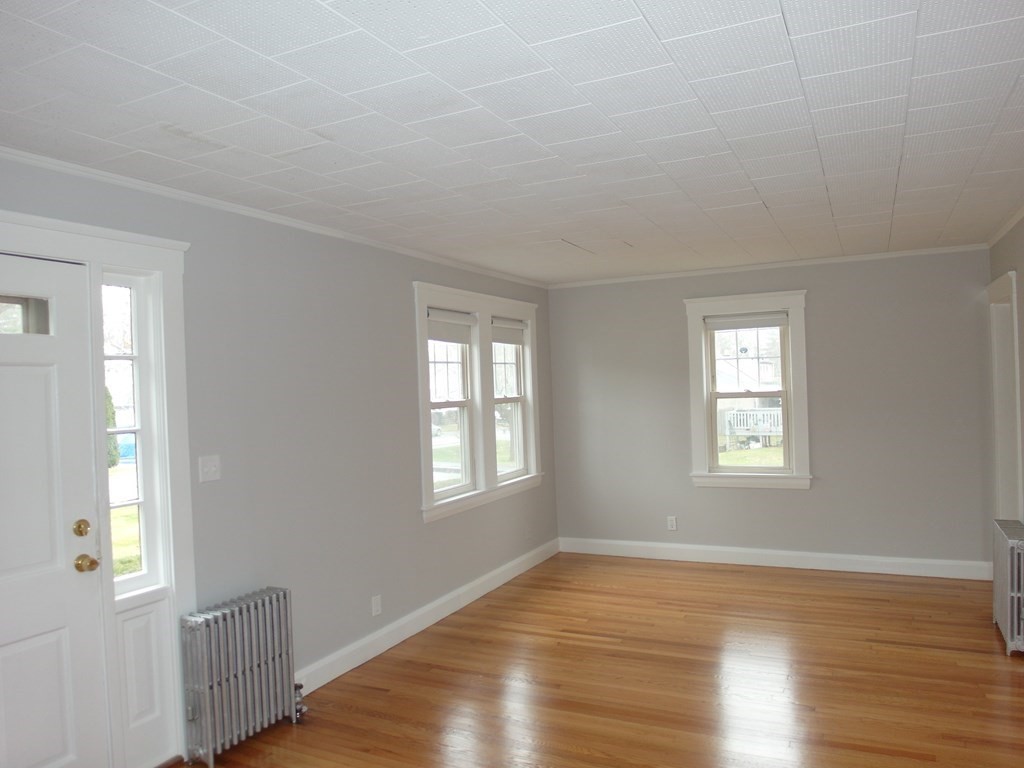 2 Alfred Road Ashland, MA 01721 - Photo 6 of 29 Gallery Image 6