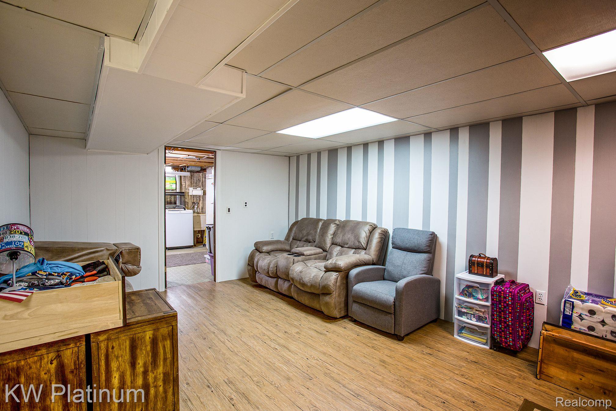 125 Cuttle Road, Unit D 29 Marysville, MI 48040 - Photo 20 of 30 Gallery Image 20