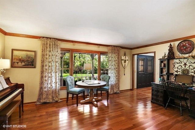 990 Plum Tree Road Fox River Grove, IL 60021 - Photo 3 of 18