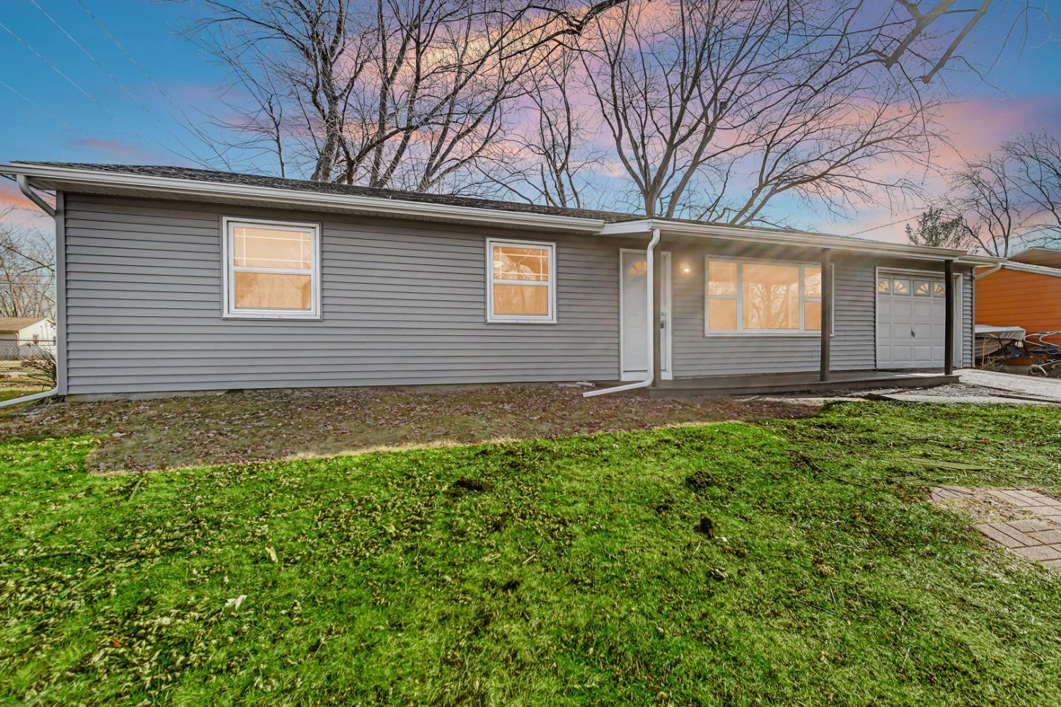 725-1 Fox River Road Valparaiso, IN 46385 - Photo 1 of 22 1500x1000