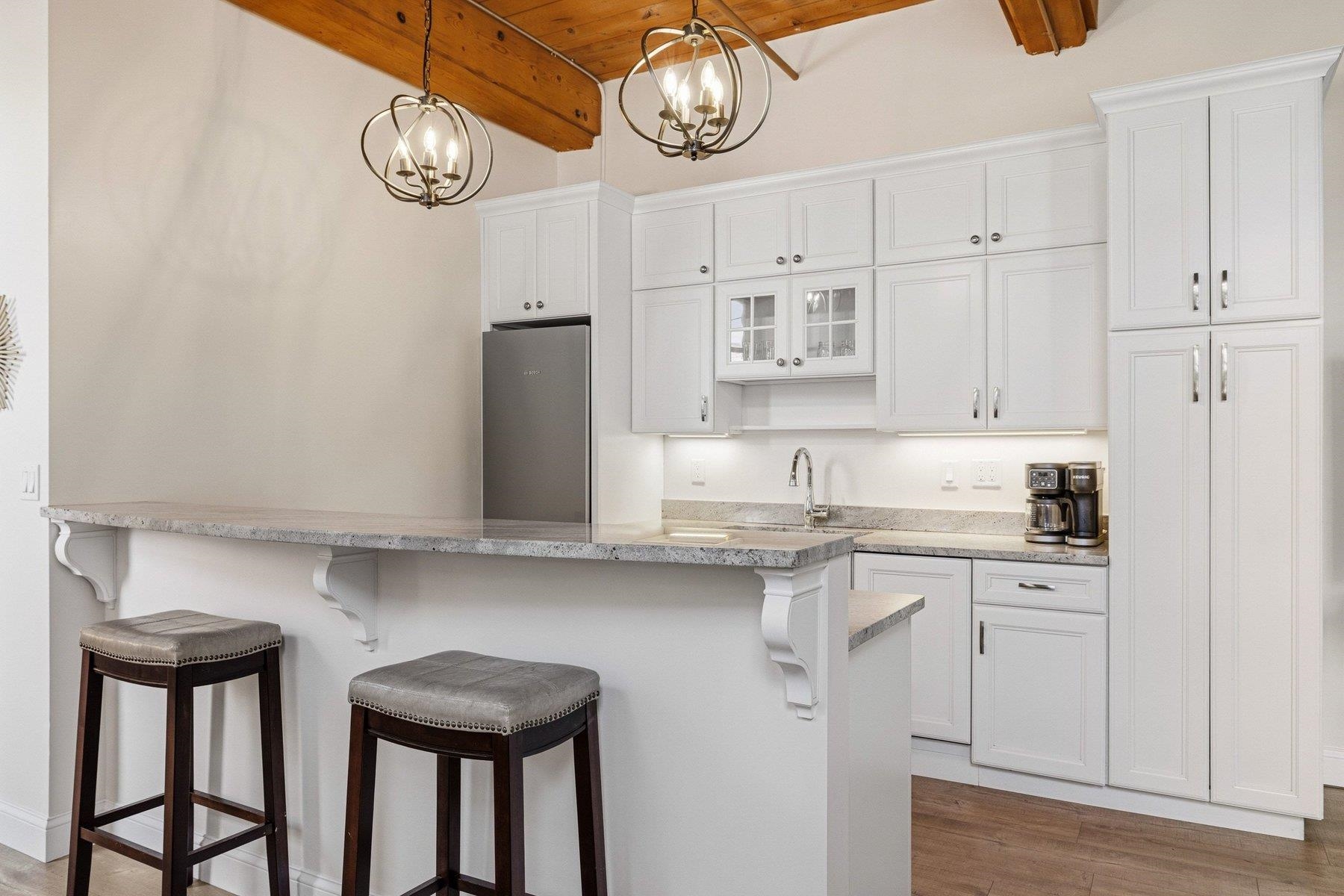 156 Front Street, Unit 217 Exeter, NH 03833 - Photo 6 of 30 Gallery Image 6