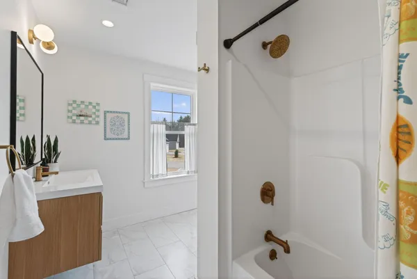 $899,000 | 1 Waxwing Lane, Unit 45, Falmouth, ME 04105