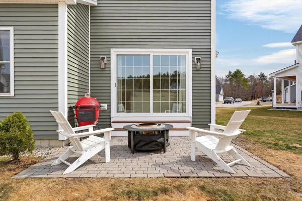 $899,000 | 1 Waxwing Lane, Unit 45, Falmouth, ME 04105
