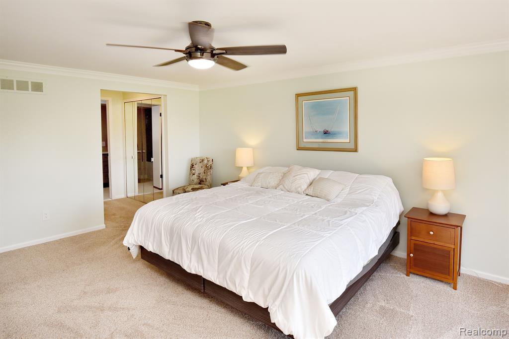 1875 Wingate Road Bloomfield Hills, MI 48302 - Photo 26 of 47