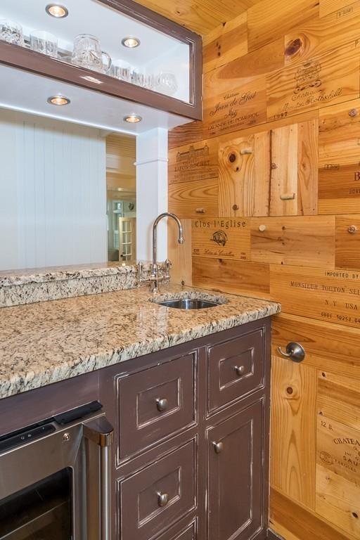 28 Sheridan Road Wellesley, MA 02481 - Photo 12 of 37