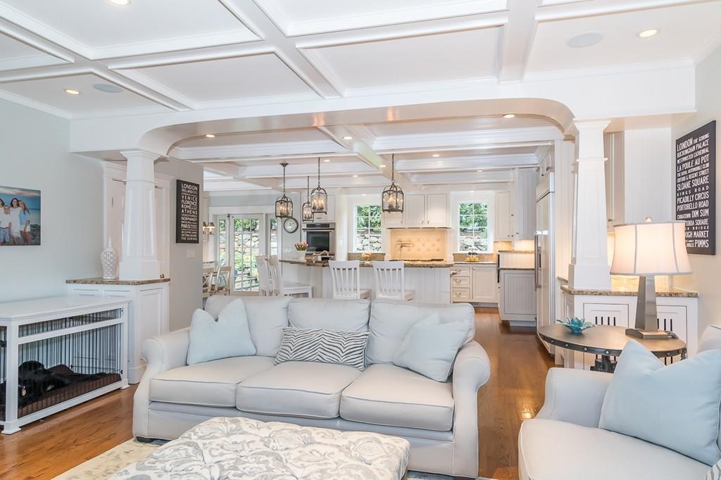 28 Sheridan Road Wellesley, MA 02481 - Photo 6 of 37